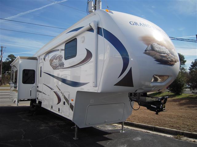 New 2010 Dutchmen Grand Junction 340RL Fifth Wheel For Sale